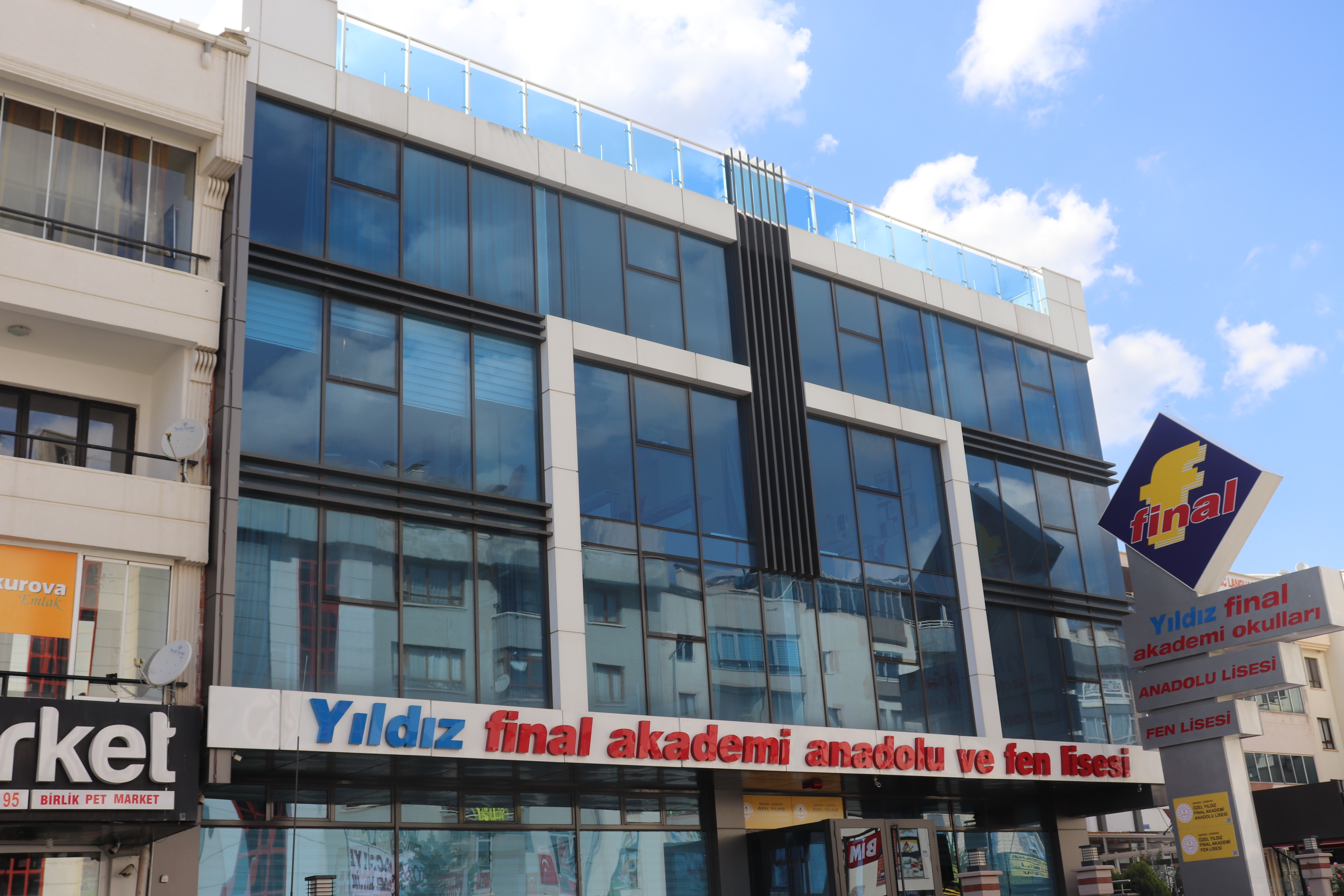 YILDIZ FİNAL KOLEJİ